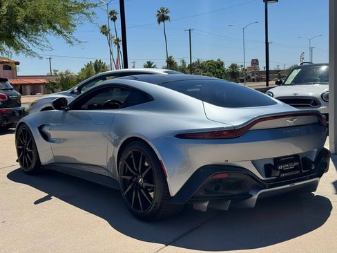 Used 2019 Aston Martin V8 Vantage Coupe RWD image 8