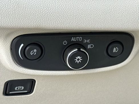 Used 2020 GMC Terrain Denali FWD image 24