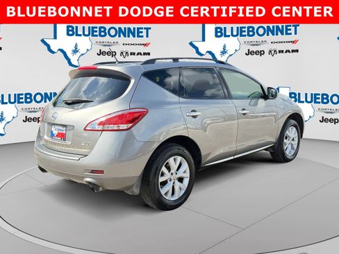 Used 2012 Nissan Murano SV FWD image 5