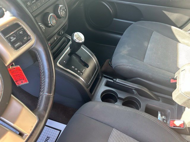Used 2013 Jeep Compass Latitude AWD/4WD image 19