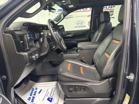 Used 2023 GMC Sierra 1500 AT4 w/ Technology Package image 18