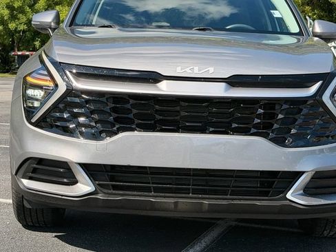 Used 2024 Kia Sportage EX FWD image 13