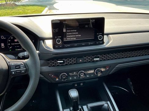 Used 2024 Honda Accord EX image 7