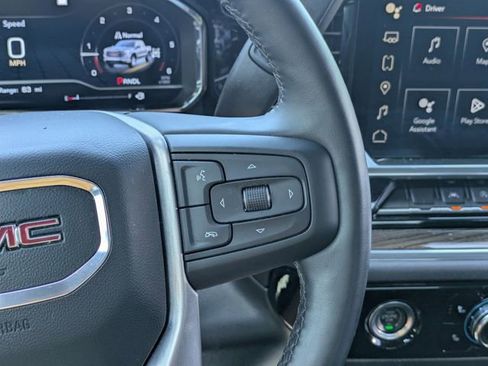 Used 2023 GMC Sierra 1500 Elevation AWD/4WD image 17
