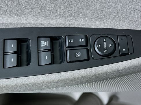 Used 2019 Hyundai Tucson SE image 15