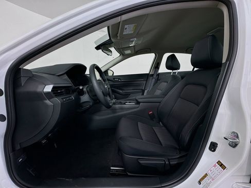 Used 2025 Nissan Altima 2.5 S image 19