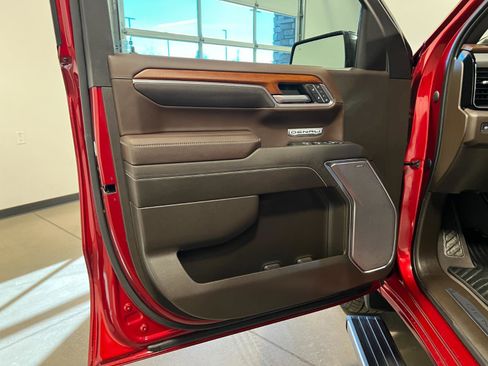 Used 2023 GMC Sierra 1500 Denali w/ Denali Reserve Package image 29