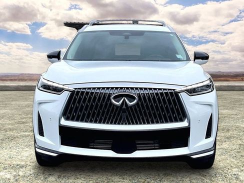 Used 2026 INFINITI QX60 Luxe w/ Family Package FWD image 2