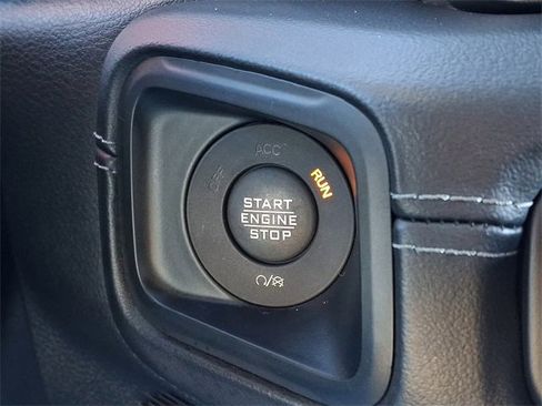 Used 2024 Jeep Wrangler Unlimited Rubicon w/ Technology Group image 25