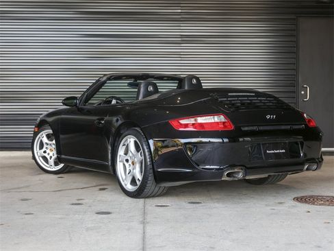 Used 2006 Porsche 911 Carrera image 3