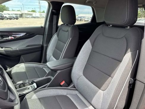 New 2026 Chevrolet TrailBlazer LT w/ Midnight Edition FWD image 37