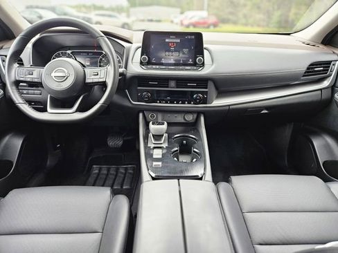 Certified 2023 Nissan Rogue SV w/ SV Premium B Package image 15