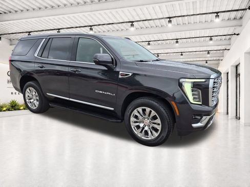 Certified 2025 GMC Yukon Denali RWD image 1