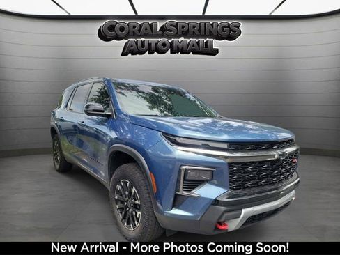 Used 2025 Chevrolet Traverse Z71 w/ Enhanced Driving Package AWD/4WD image 1