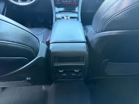 Used 2023 Jeep Grand Cherokee 4WD 4xe image 29
