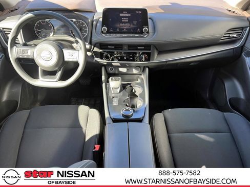 Used 2023 Nissan Rogue S image 13