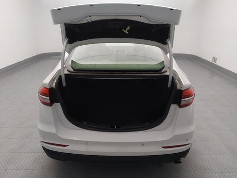 Used 2019 Ford Fusion SE FWD image 29