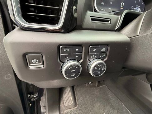 Used 2022 GMC Sierra 1500 Denali AWD/4WD image 35