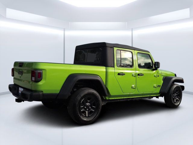 Used 2025 Jeep Gladiator Sport AWD/4WD image 3