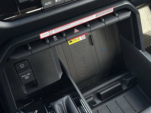 New 2026 Toyota Tundra SR5 AWD/4WD image 18