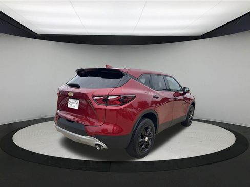 Used 2022 Chevrolet Blazer LT FWD image 5