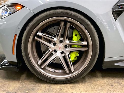 Used 2021 BMW M4 Competition w/ M Carbon Exterior Package RWD image 12