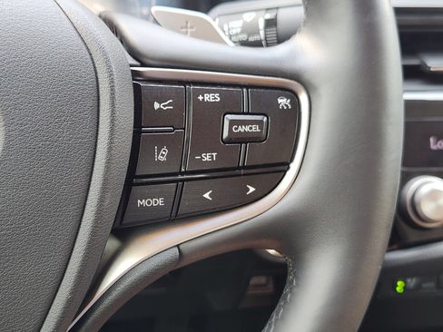 Used 2023 Lexus ES 350 w/ Premium Package FWD image 28