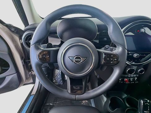 Used 2023 MINI Cooper S FWD image 11