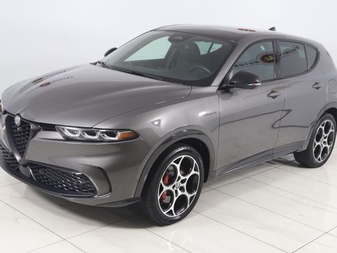 Used 2024 Alfa Romeo Tonale Veloce AWD/4WD image 24