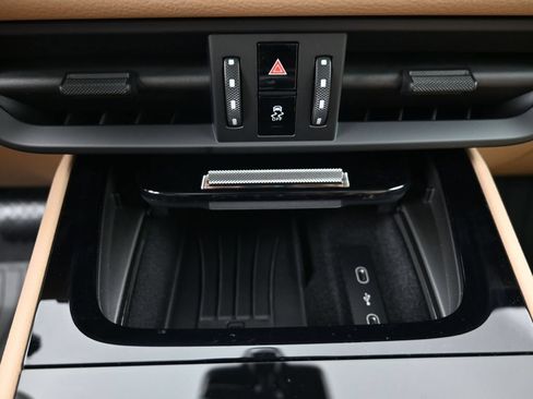 Certified 2026 Porsche Cayenne AWD/4WD image 23