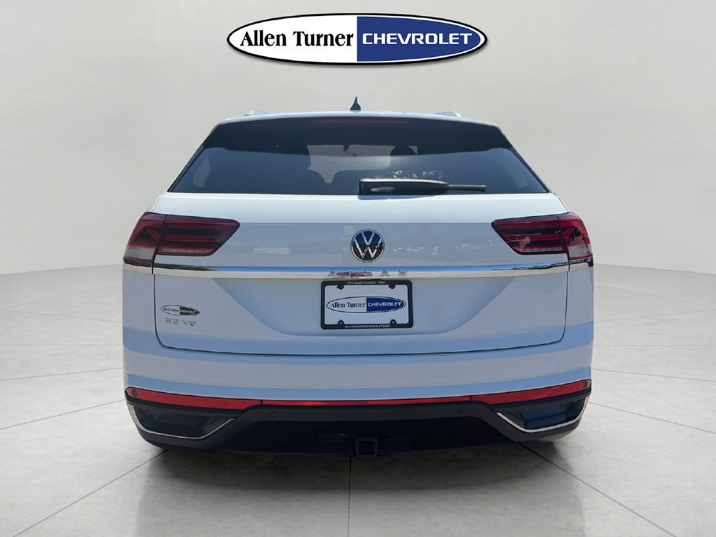 Used 2020 Volkswagen Atlas Cross Sport SE FWD image 5