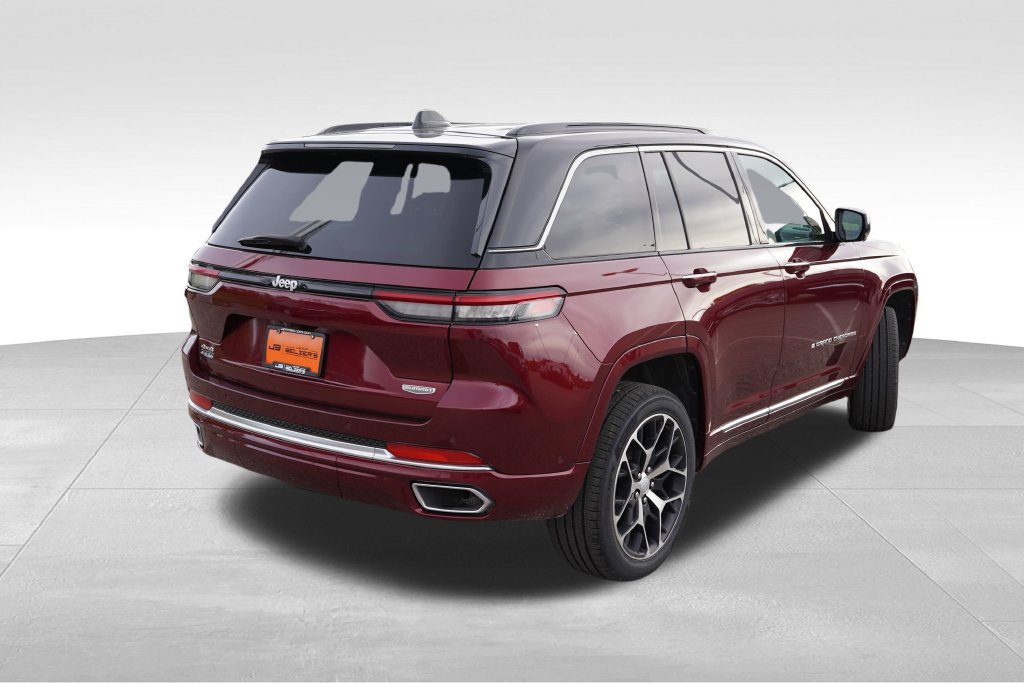 Certified 2024 Jeep Grand Cherokee Summit AWD/4WD image 6