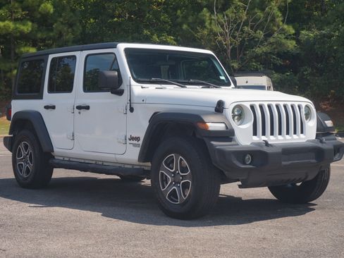 Used 2020 Jeep Wrangler Unlimited Sport S image 11