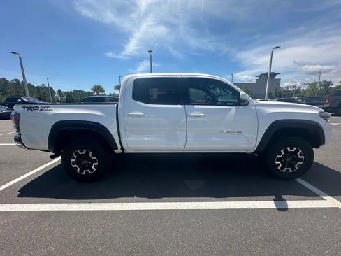 Used 2023 Toyota Tacoma TRD Off-Road RWD image 2