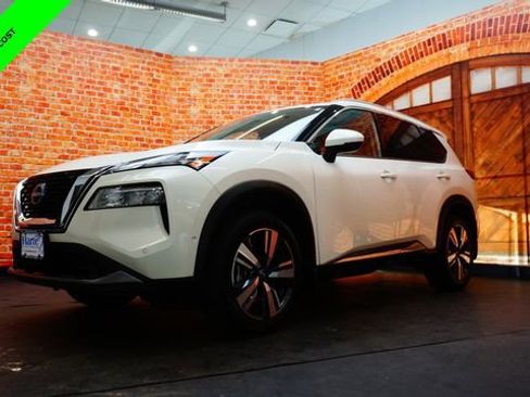 Certified 2023 Nissan Rogue SL w/ SL Premium Package image 3