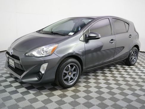 Used 2015 Toyota Prius C Two FWD image 2