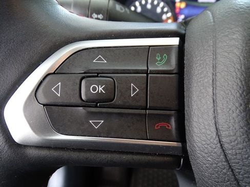 Certified 2022 Jeep Compass Trailhawk w/ Trailhawk Convenience Group AWD/4WD image 7