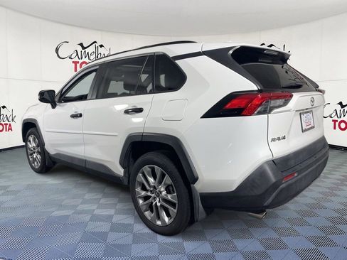 Used 2019 Toyota RAV4 XLE Premium w/ Cold Weather Package image 6