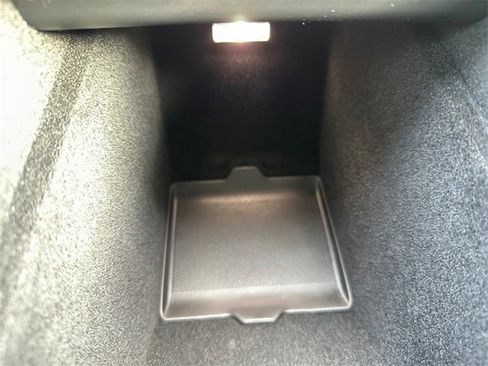 Used 2023 Tesla Model 3 Standard Range image 23