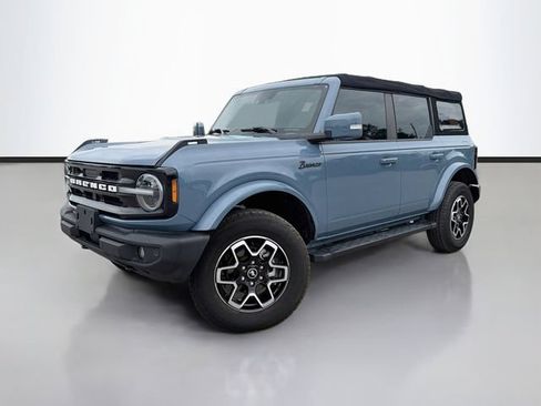 Used 2023 Ford Bronco Outer Banks AWD/4WD image 1
