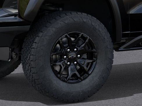 New 2026 Chevrolet Colorado ZR2 w/ Midnight Edition AWD/4WD image 9
