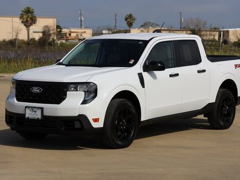 Used 2025 Ford Maverick XLT w/ XLT Luxury Package image 3