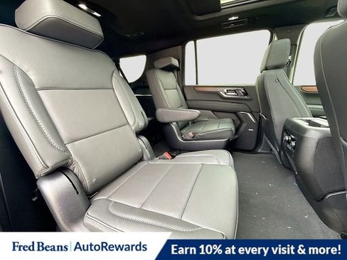 New 2025 GMC Yukon XL Denali w/ Sun & Power Step Package image 31