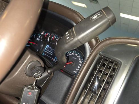 Used 2018 Chevrolet Silverado 1500 LTZ w/ Sport Package image 20