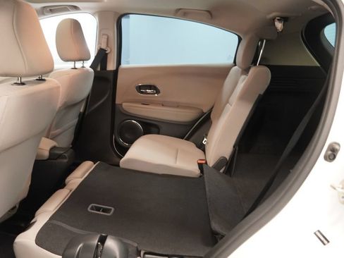 Used 2017 Honda HR-V EX image 27