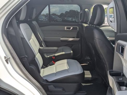 Certified 2021 Ford Explorer XLT w/ Equipment Group 202A RWD image 28