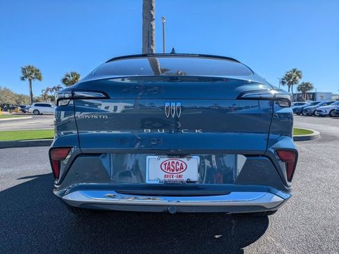 New 2026 Buick Envista Avenir image 5