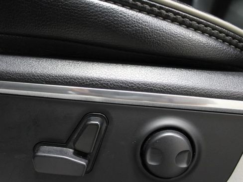 Used 2023 RAM 1500 Laramie AWD/4WD image 17