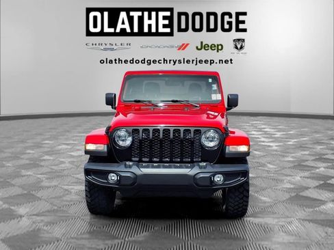 Certified 2021 Jeep Gladiator Sport AWD/4WD image 29