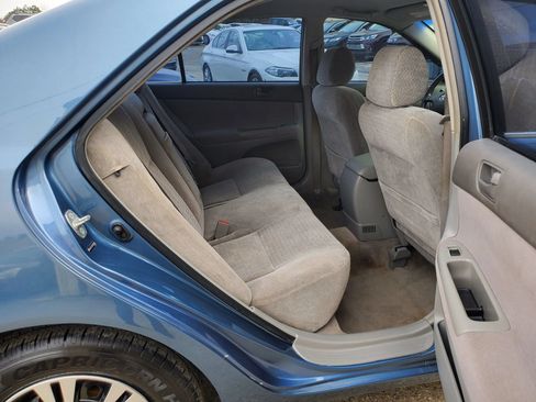Used 2003 Toyota Camry LE FWD image 17